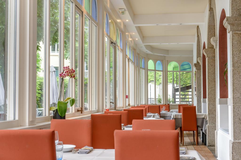 Hotel Au Pavillon du Frêne à Lacaune Extérieur photo
