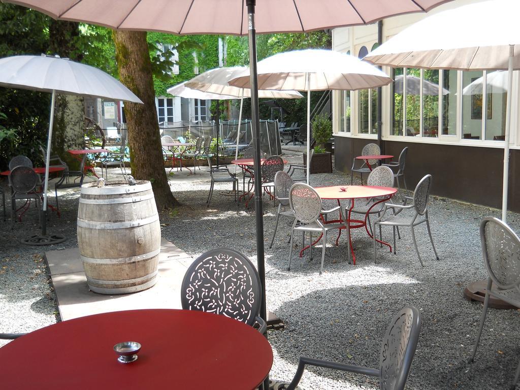 Hotel Au Pavillon du Frêne à Lacaune Extérieur photo