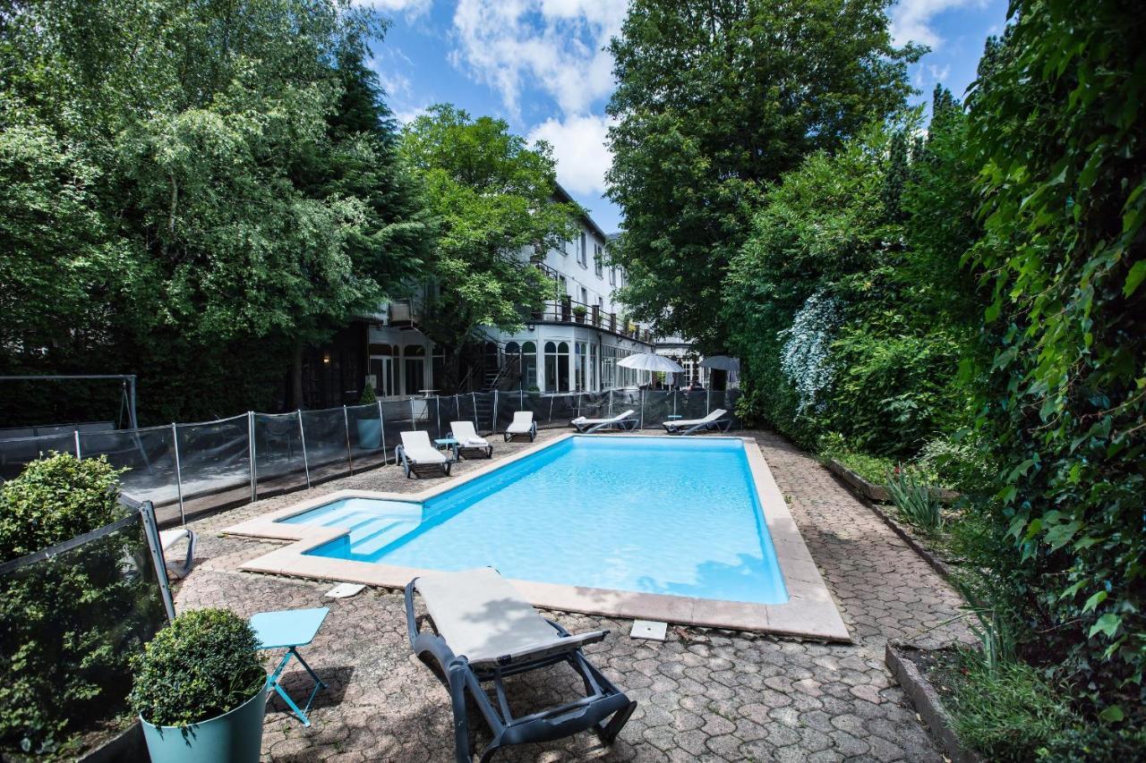 Hotel Au Pavillon du Frêne à Lacaune Extérieur photo